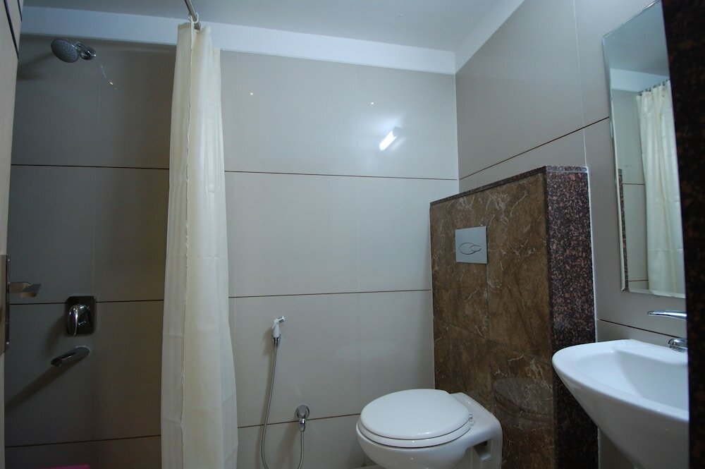 Фото Hotel Ambassador