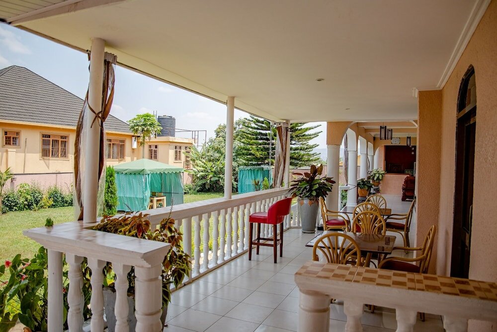 Фото Ezra boutique villa