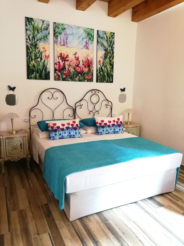 Фото B&b CasaBusari