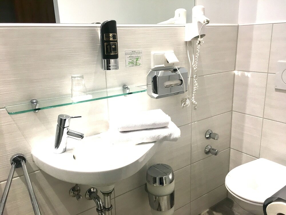 Фото Hotel Central