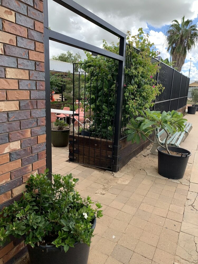 Фото Central Motel