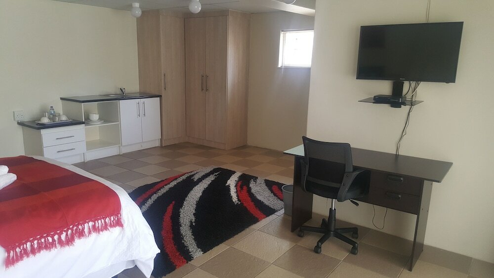 Фото Aqe Accommodation