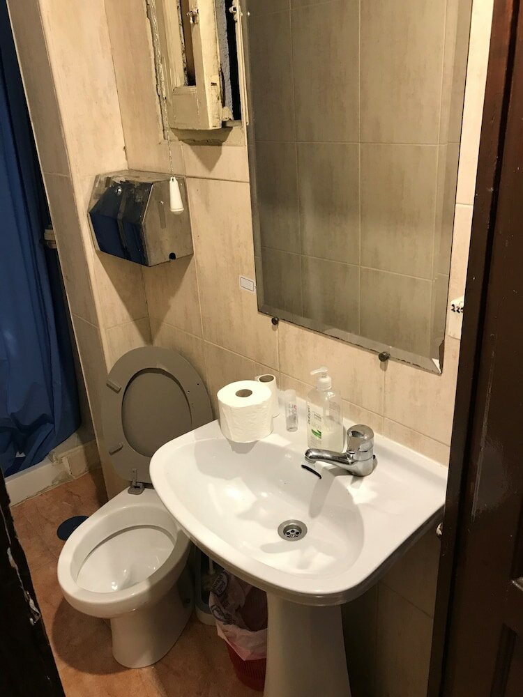 Фото Hostal Becerrea