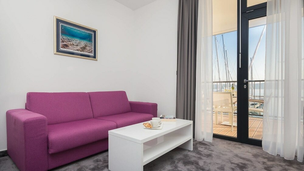 Фото Marina Baotić Apartments