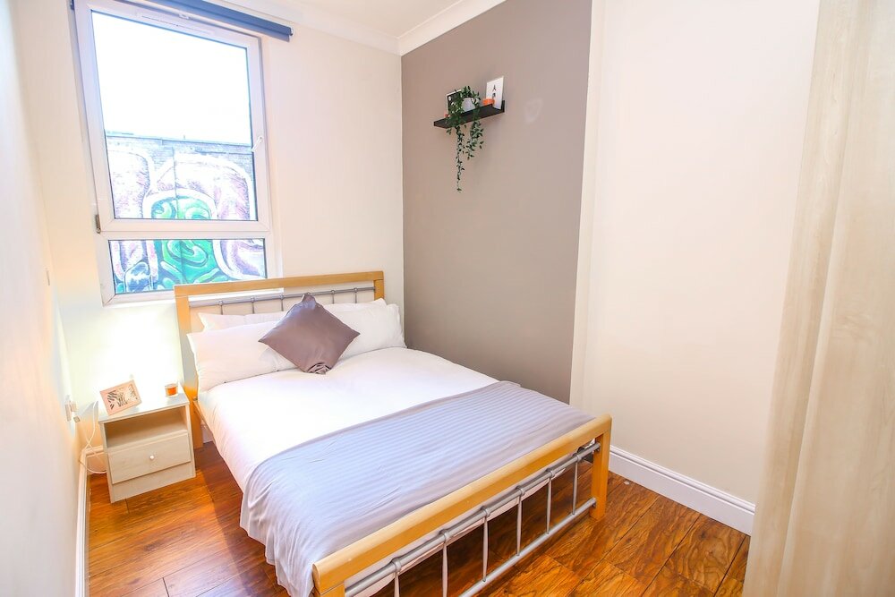 Фото City view flat at Liverpool st Brick Ln