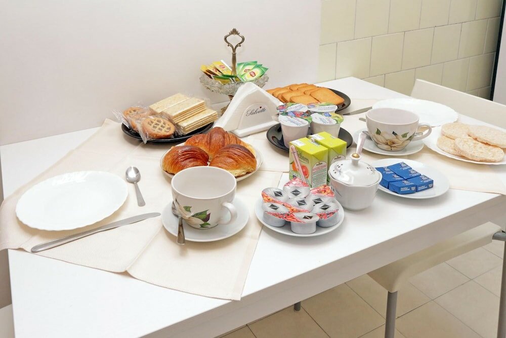 Фото La Stazione Del Vaticano