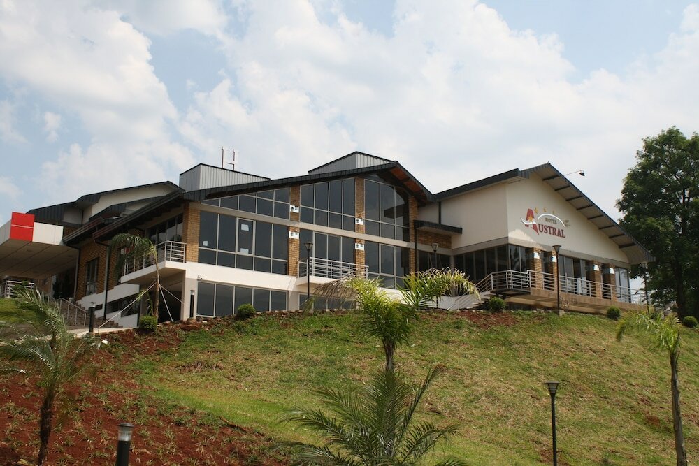 Фото Austral Hotel