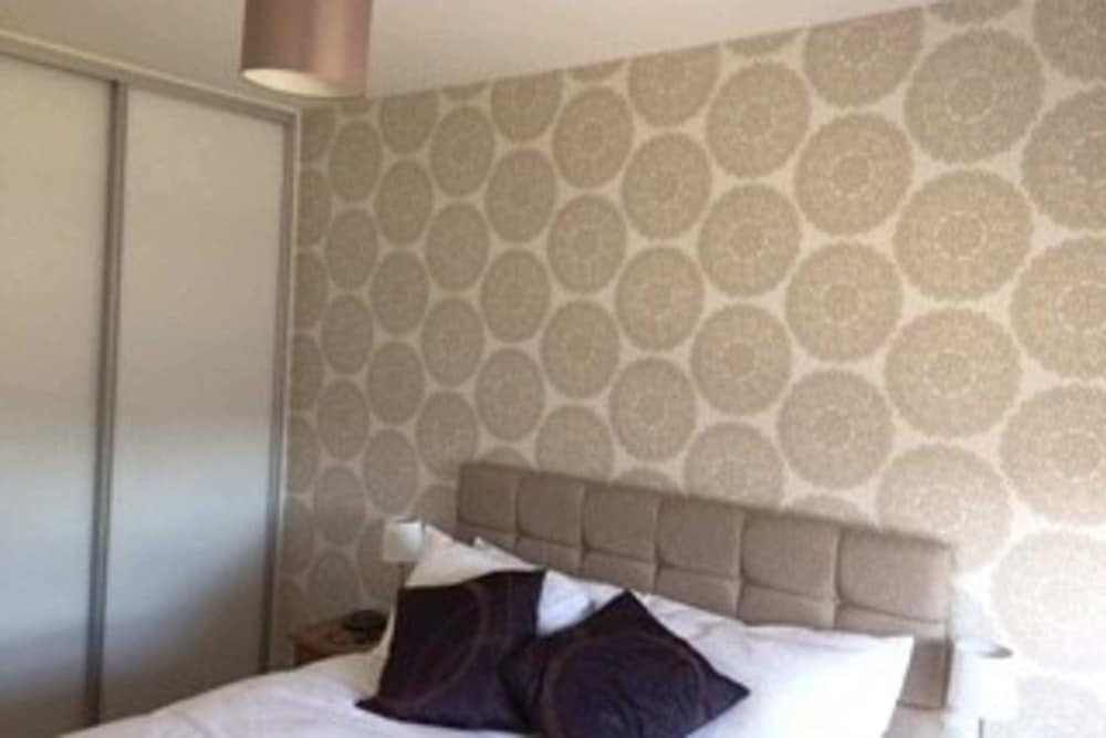 Фото Modern Apartment in Edinburgh