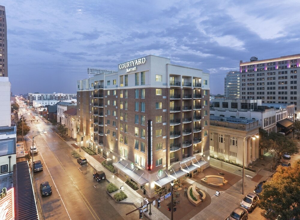 Фото Courtyard by Marriott Baton Rouge Downtown
