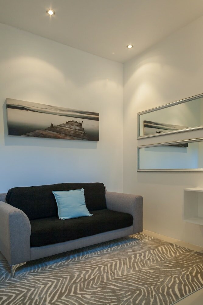 Фото Greenways Beach House