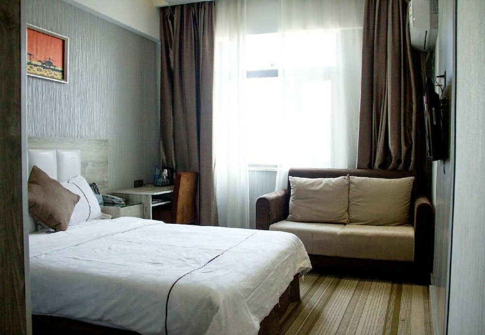 Фото Leisure Hotel