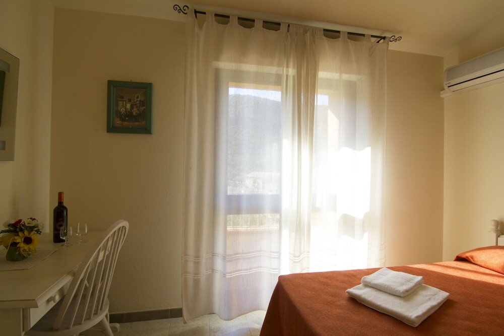 Фото Agriturismo Sa Rocca