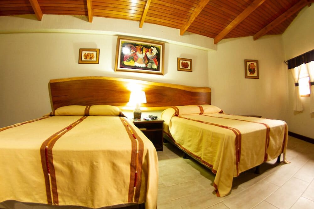 Фото Hotel Dos Mundos