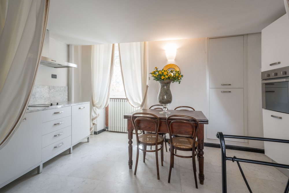 Фото Villa Shelley Boutique Hotel