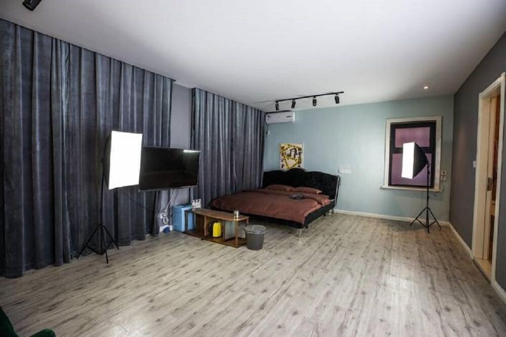 Фото Crosme Theme Hotel