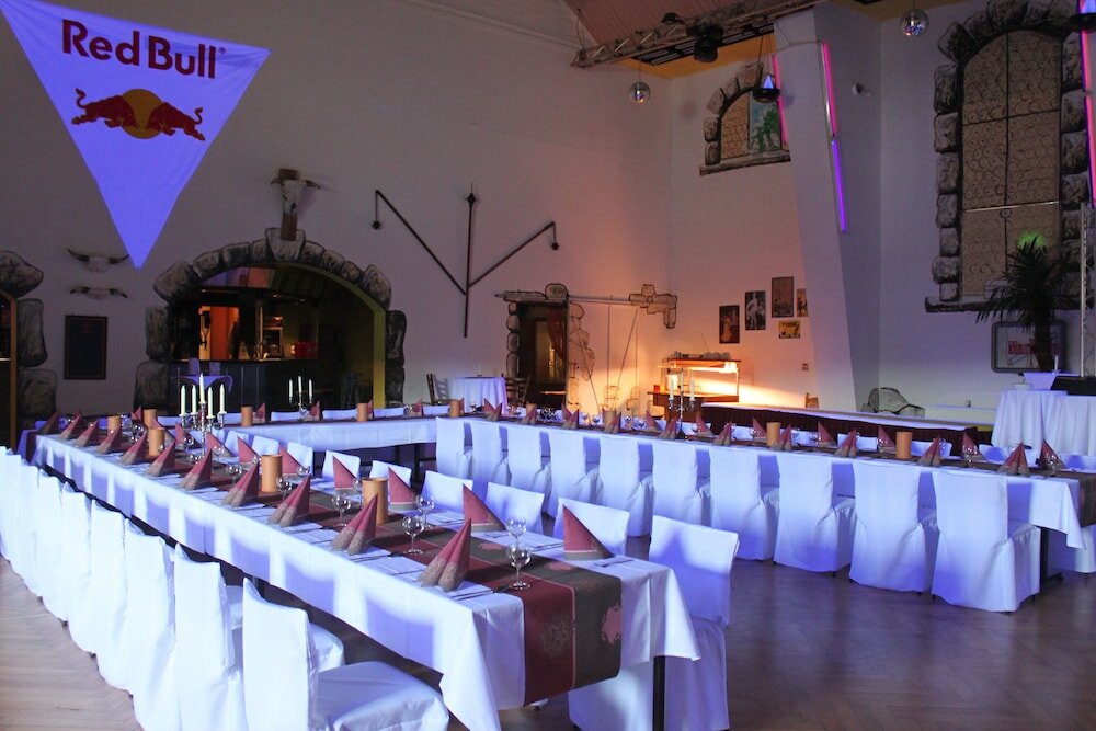 Фото Hotel und Restaurant die Burg