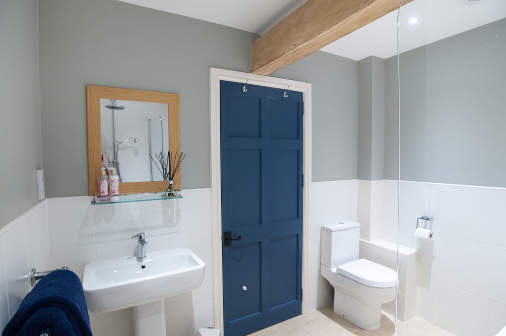 Фото Tilbury Cottage