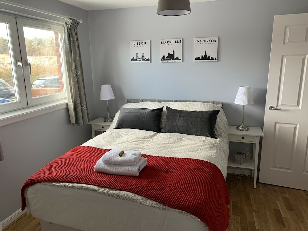 Фото Serviced Apartments East Kilbride