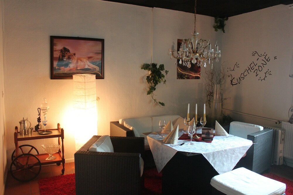 Фото Hotel und Restaurant die Burg