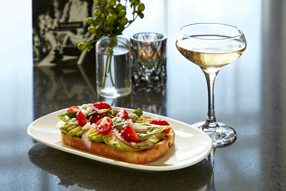 Фото Ac Hotel by Marriott Sunnyvale Cupertino