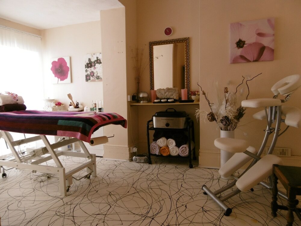 Фото The Ellesmere Hotel