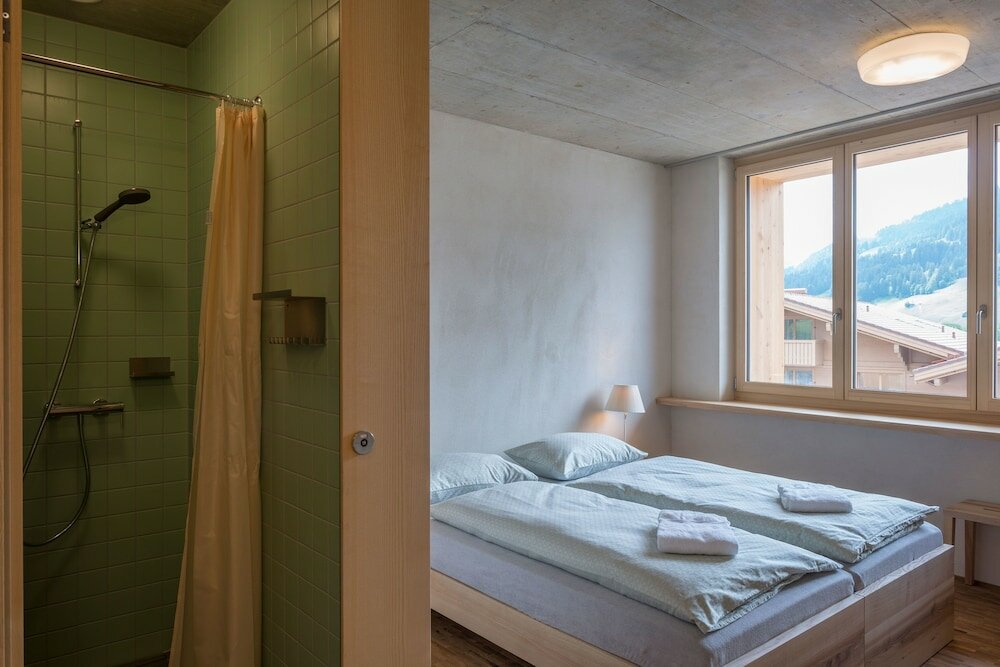 Фото Youth Hostel Gstaad Saanenland