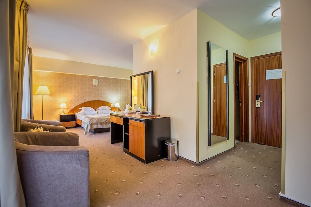 Фото Hotel Sinaia