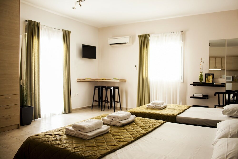 Фото Krinis Apartments