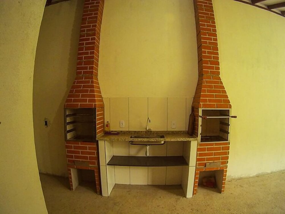 Фото Pousada Montanhas do Bem TeVi