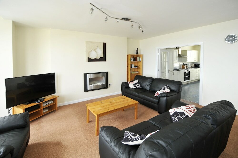 Фото Cunard Apartments