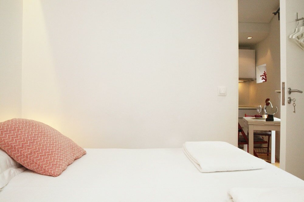 Фото Alfama Yellow House