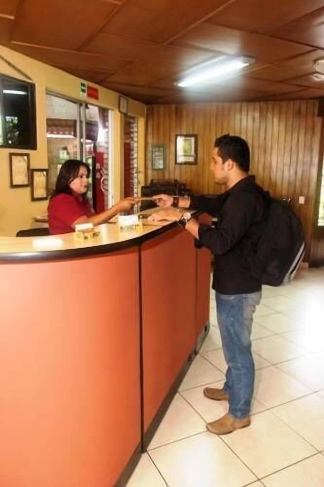 Фото Hotel Meson de Maria