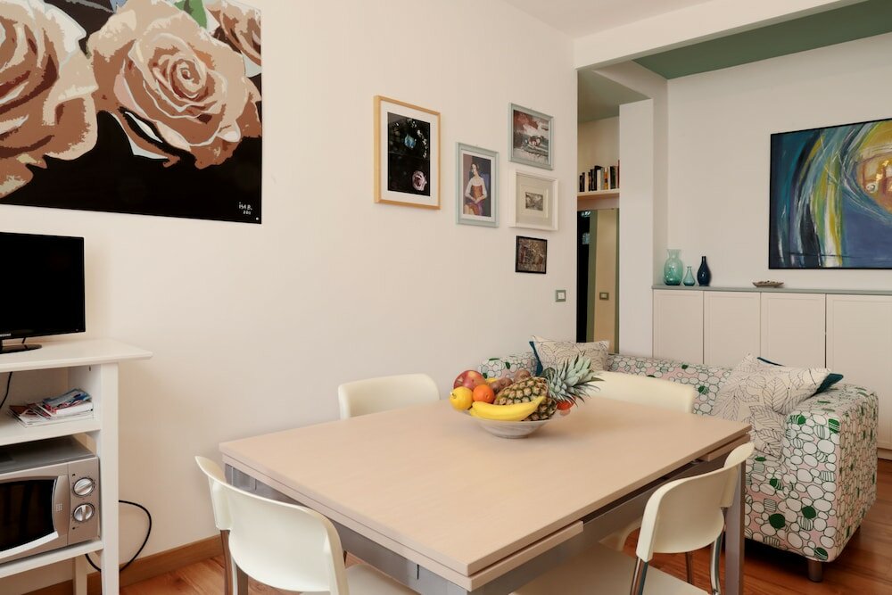 Фото Piazza delle Erbe Stylish Flat