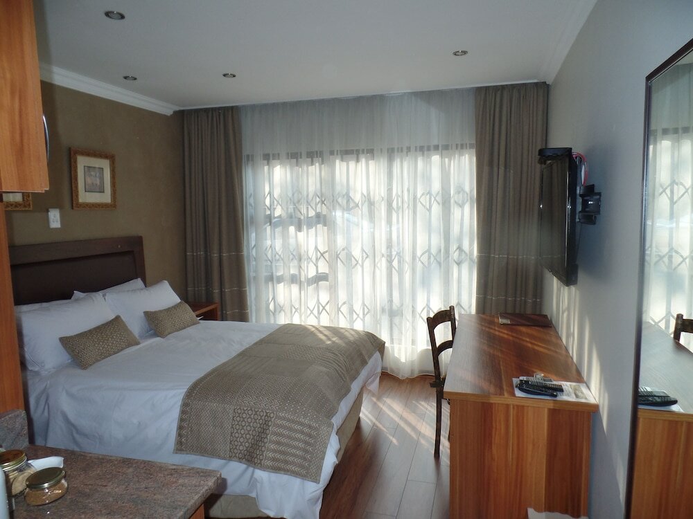 Фото Thuleka Lodge Ferndale