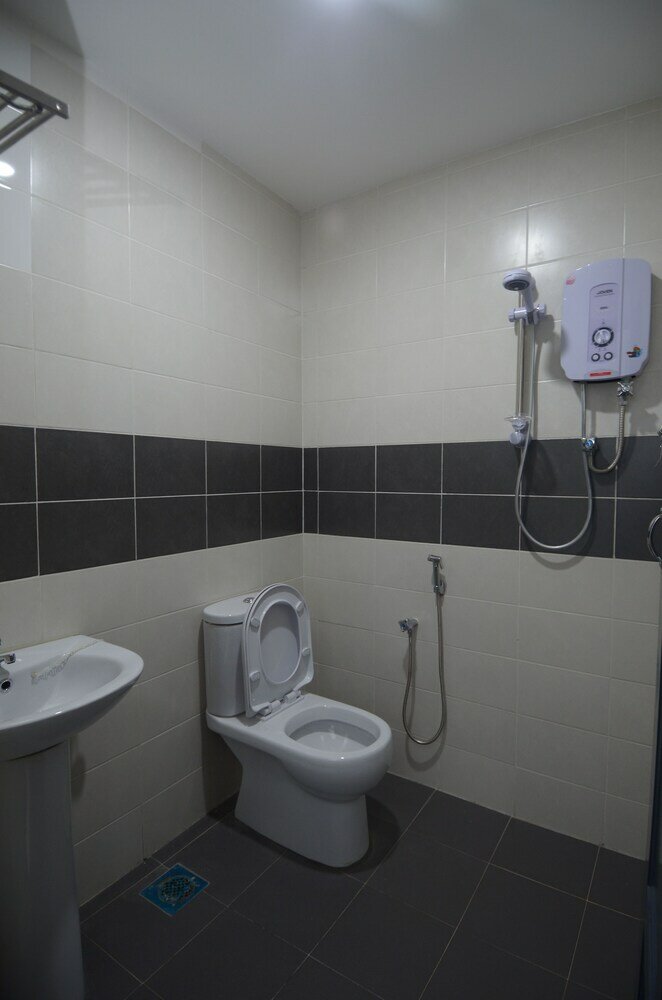 Фото Kuok Pin Hotel