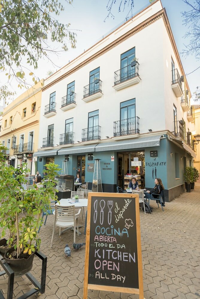 Фото The Corner House