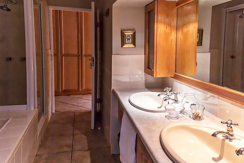 Фото Waters on Willows