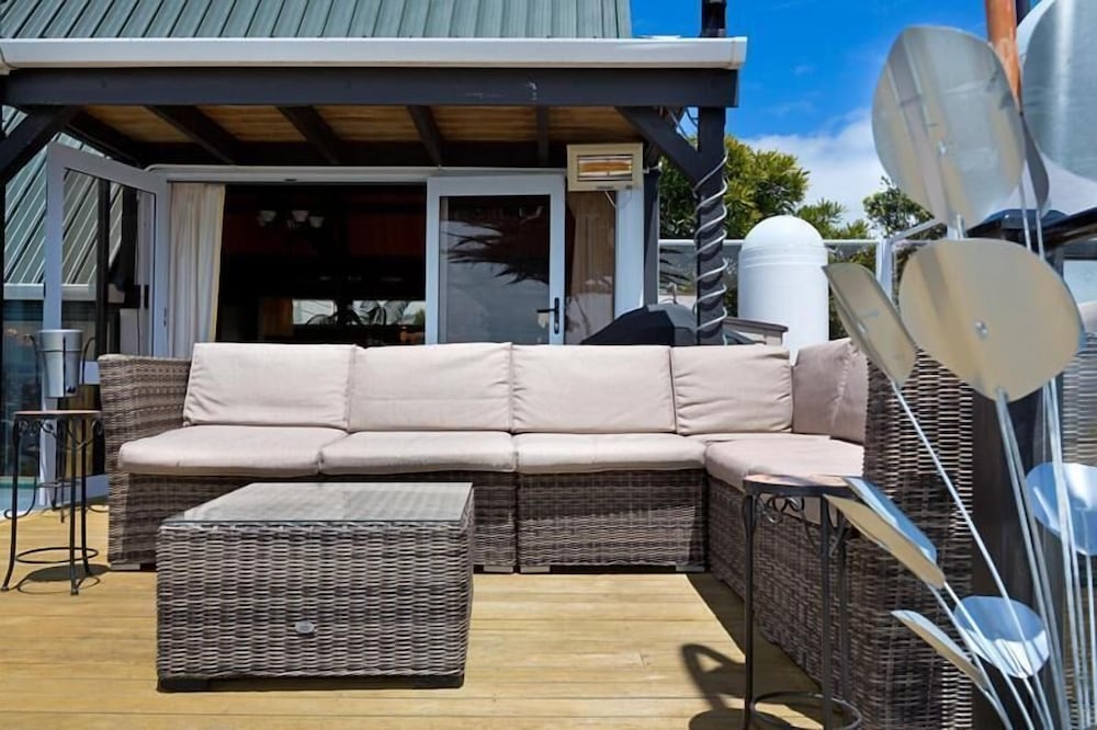 Фото Tivoli Homestay