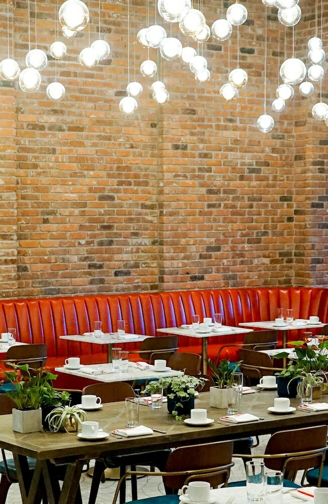 Фото The Williamsburg Hotel