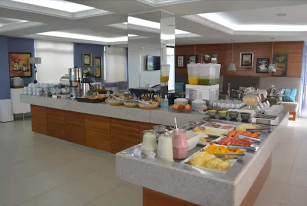 Фото Kennedy Slim Hotel