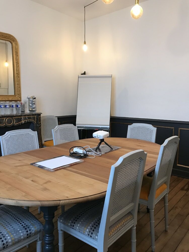 Фото Garden Hotel