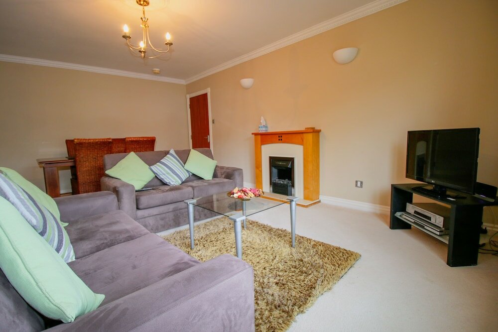 Фото Turnberry Apartments