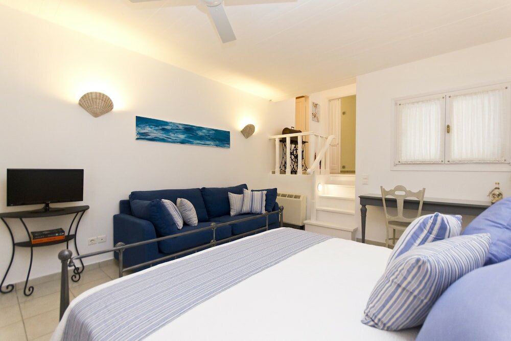 Фото Aelia & Melitta Villas