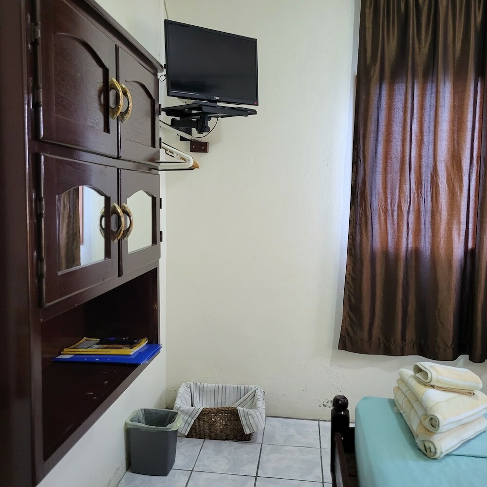 Фото Hacienda Tropical Guest House