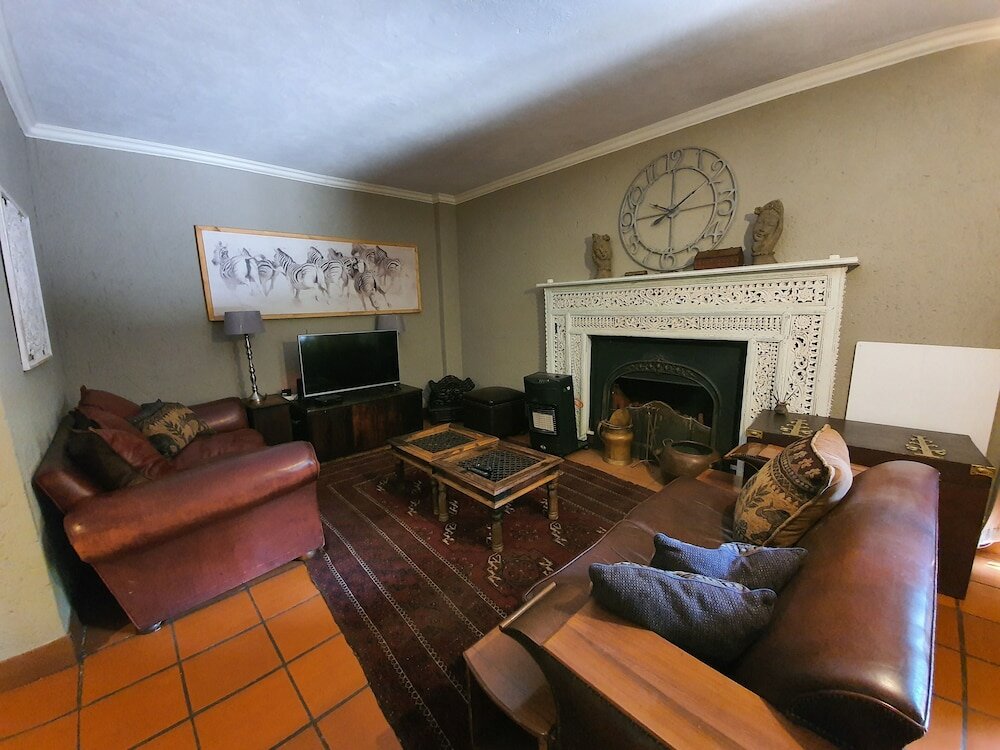 Фото Waterhouse Guest Lodges 295 Indus Street