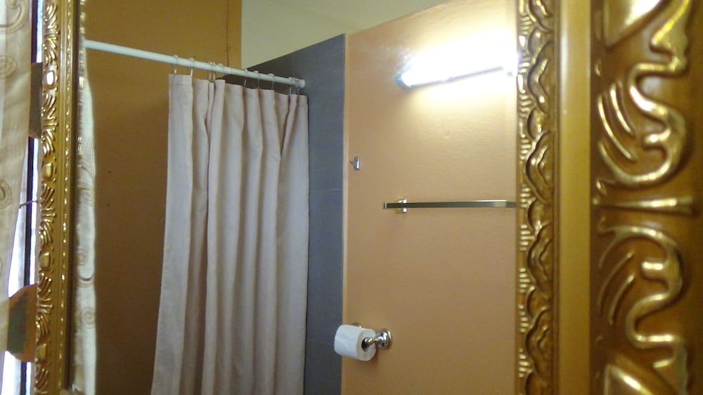 Фото Hacienda Tropical Guest House