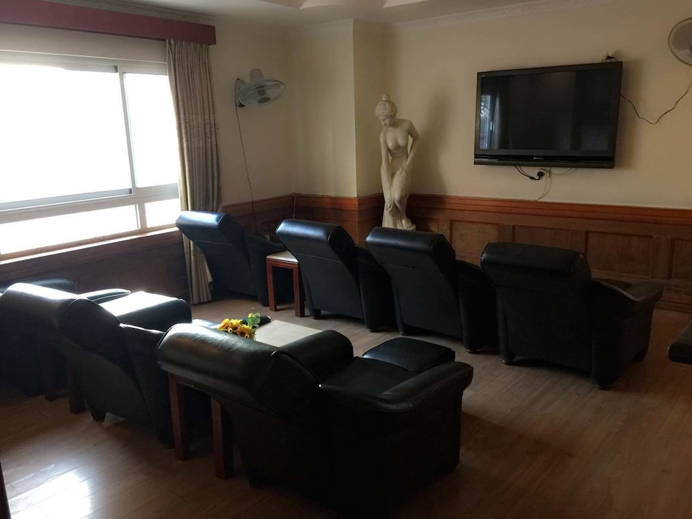 Фото A25 Hotel - 221 Bach Mai