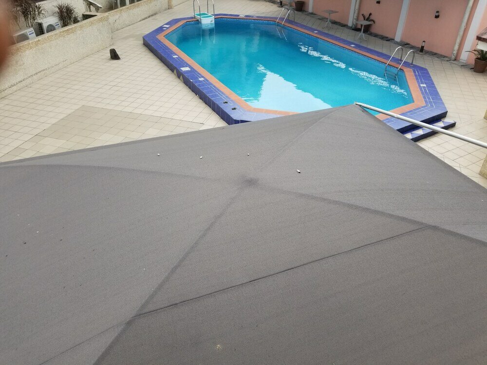 Фото Peemos Place Warri