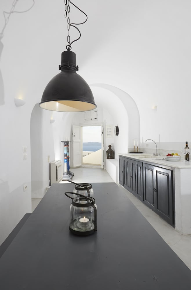 Фото Atrina Canava 1894