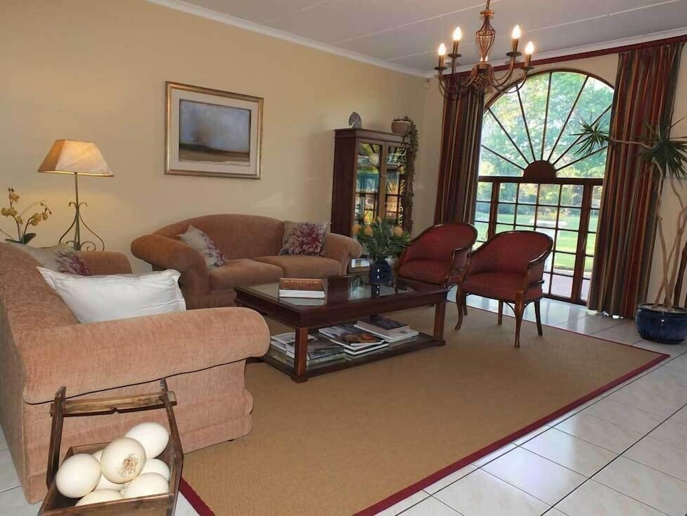 Фото The Garden Villa Guesthouse